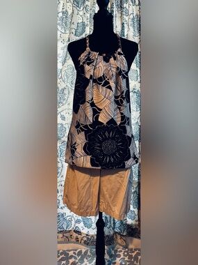 Outfit White House Black Market Floral Top with Christopher Banks shorts